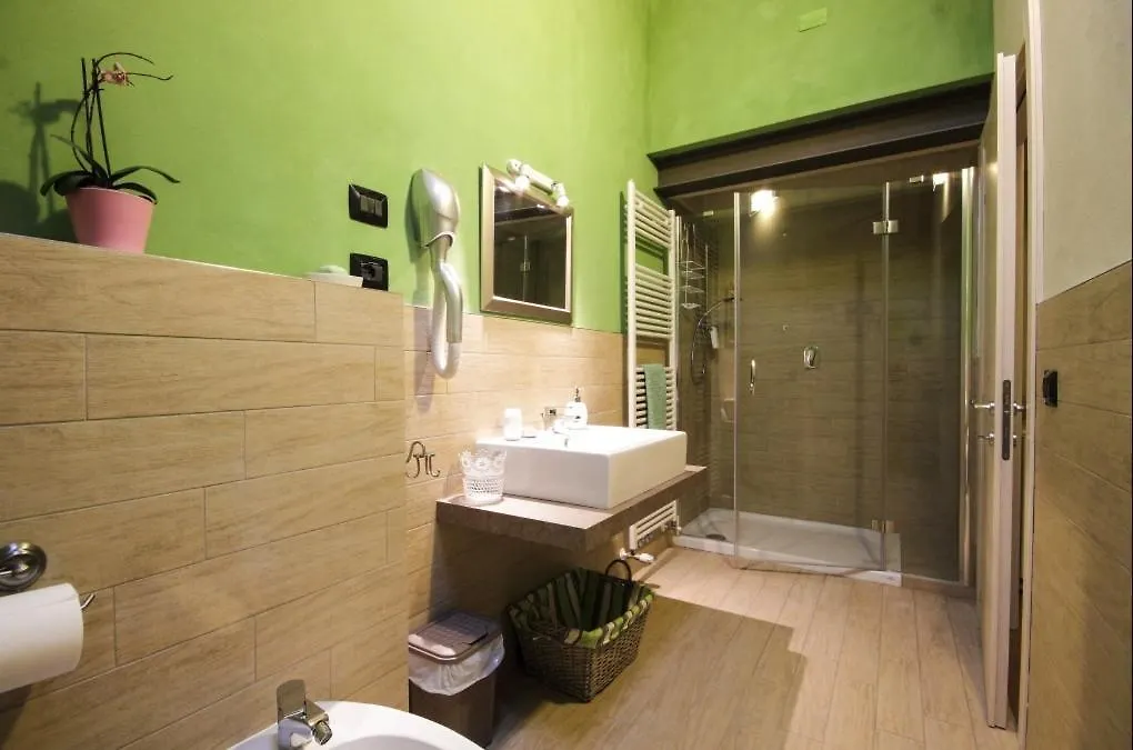 Guest house L'Ulma E L'Opi Rb Hotel Guastalla Italy
